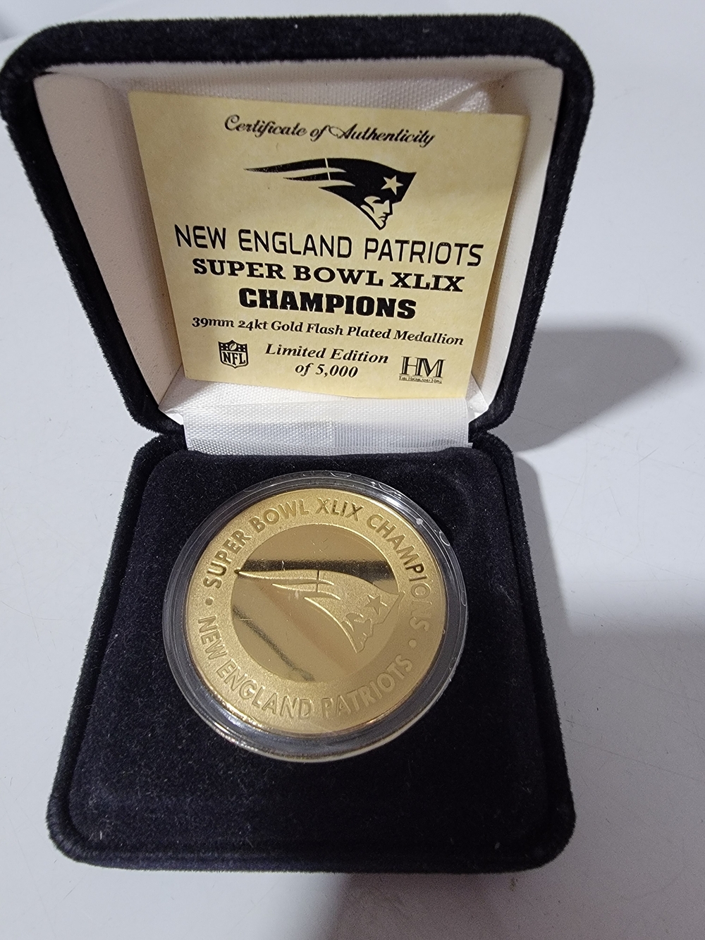 New England Patriots Super Bowl XLIX Champions Gold Plated Medallion L.E.
